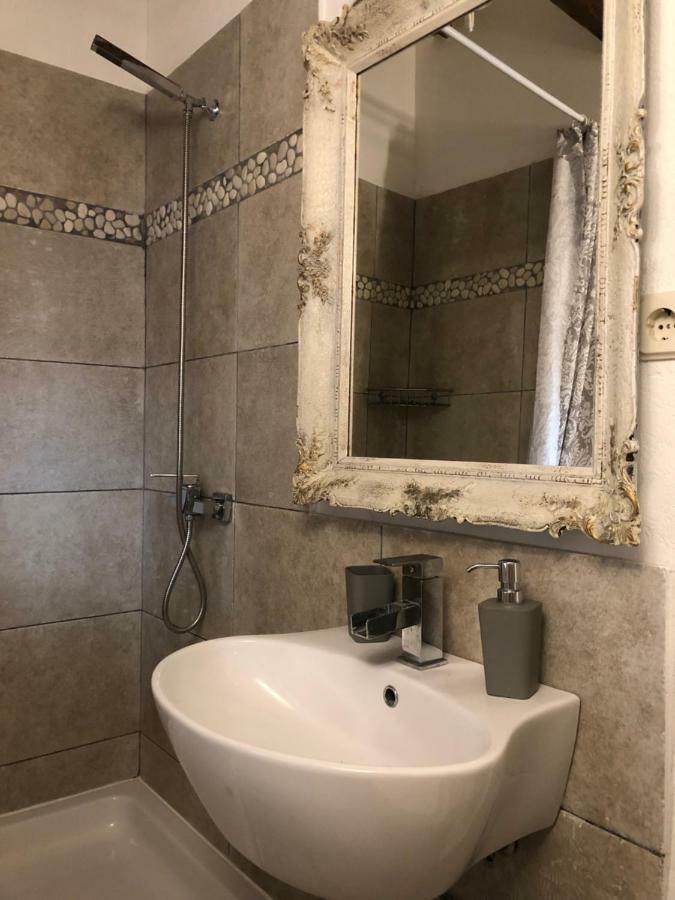 Apartments Authentic Baska المظهر الخارجي الصورة